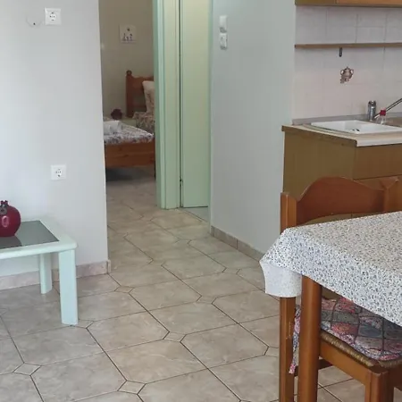 Dimitras 2 Bedroom Semesterbostad *