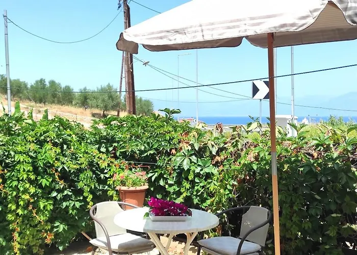 Dimitras 2 Bedroom 펜션 Kalamaki (Messinia)